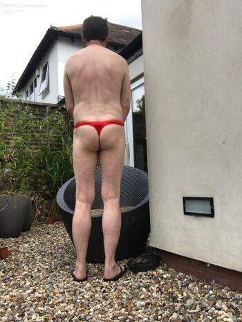 Does my bum look big in this?