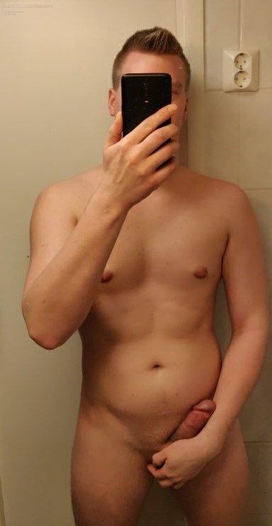 alecaa photo #2
