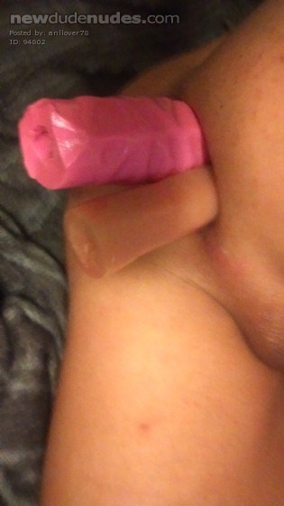 Stretch my hole.