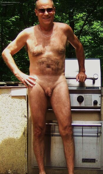 Who would like to join me for a Nude-B-Q