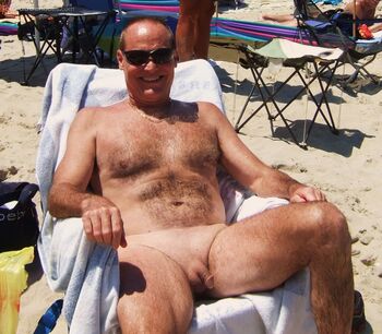 Nothing better naked on the beach with a hot sun and warm breeze bathing your naked body