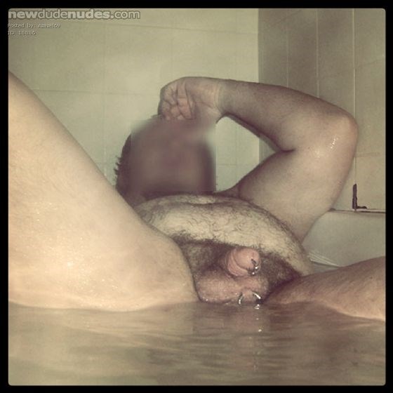 Relaxing in the bath, care yo join me?