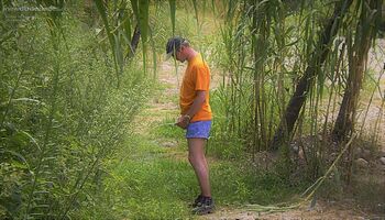 pee outdoor