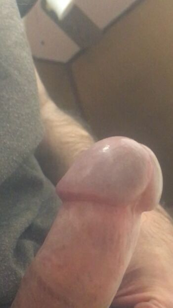 Needs lots of blowjobs and footjobs