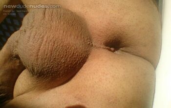 You're shaved, clean, fit, have a nice looking dick and tight ass? Love your dick in my tight ass and my dick in your ass!Message me.