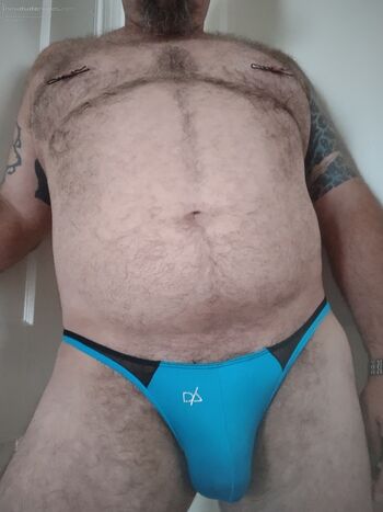 I desperately need to feel pleasure from a man...and desperately want to pleasure that man in retirn