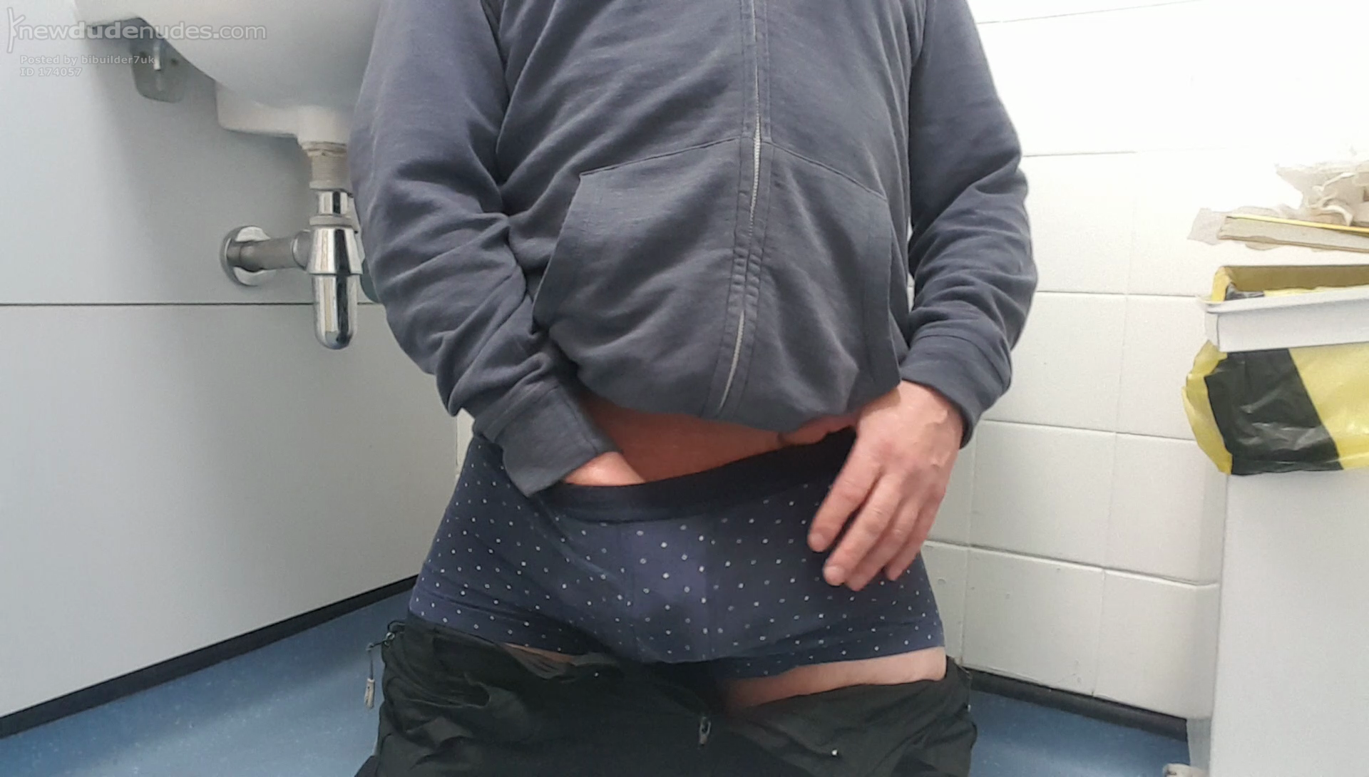 Looking for another to get Horny with message me !