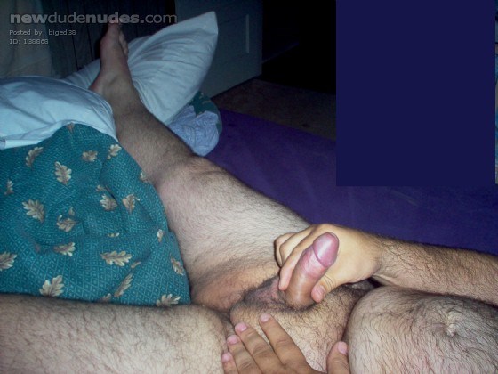 suck that fat cock...comments & PM's welcum..