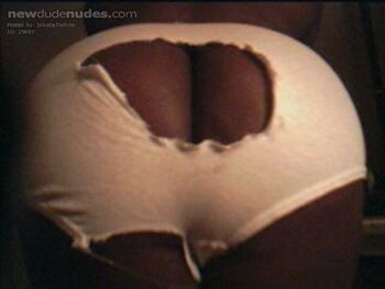I Love A Huge Set Of White Hands Ripping Open My Briefs<img class="emoji emoji-smile" src="/_common/modules/emoji/images/smile.gif" alt="smile" title="smile" />