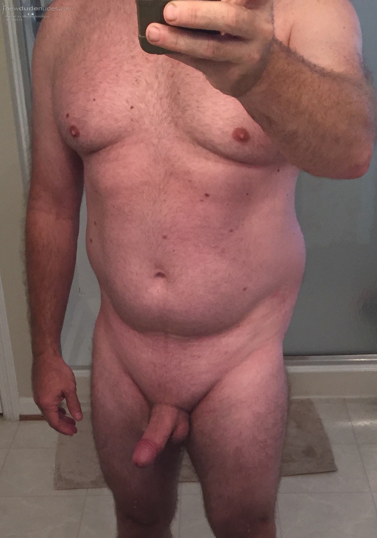blondeblueyeguy photo #2