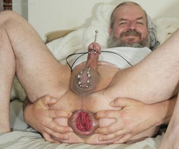 Estim, Sounding & ready for fisting