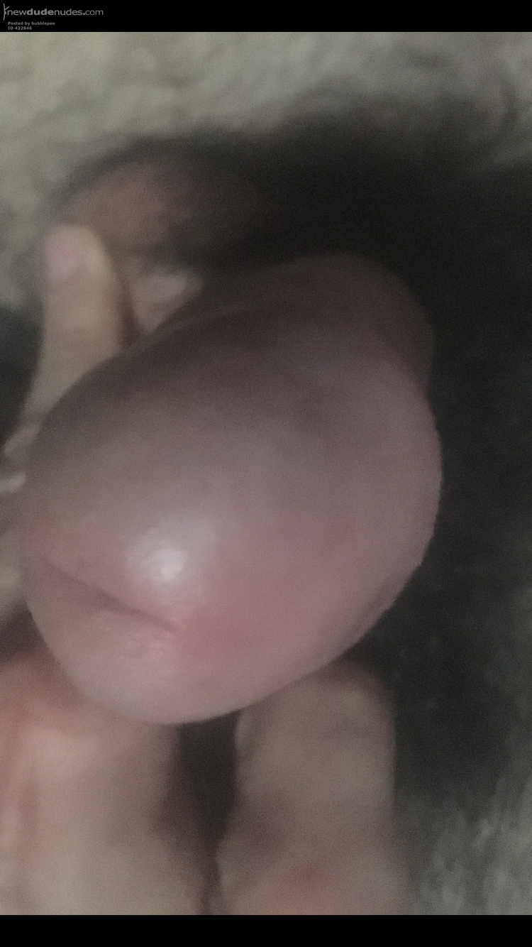 Would anybody like to rub their soles on me while you scrunch your toes.
