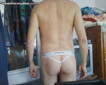 Old pic of my ass in a Y thong. I love men's thongs. I'd love to see more men in thongs.