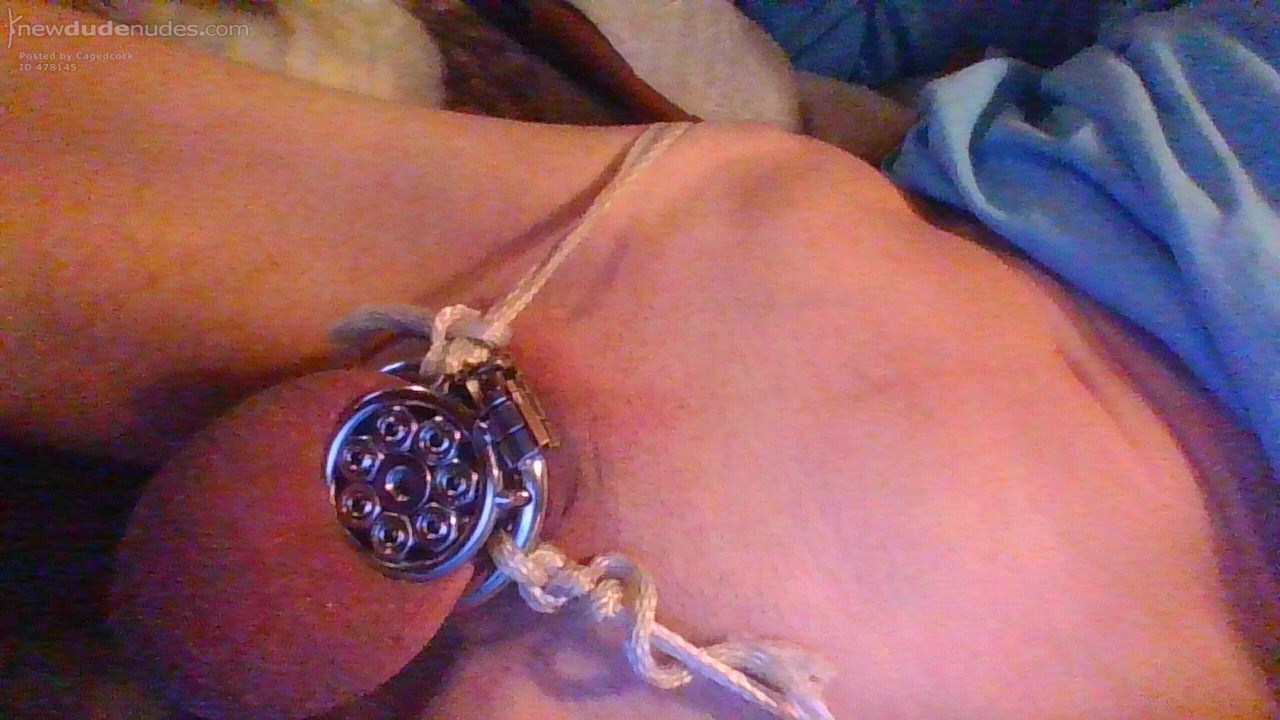 My spiked cage spikes all the way in.