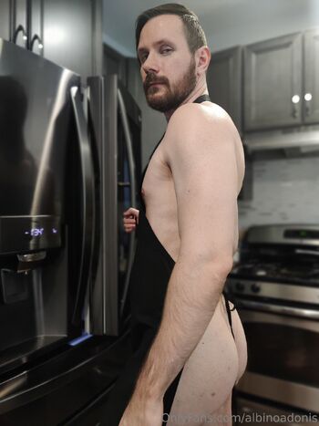 albinoadonis