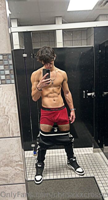 chrisxxxcrossed