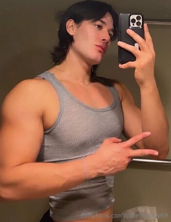 cutehotboy69